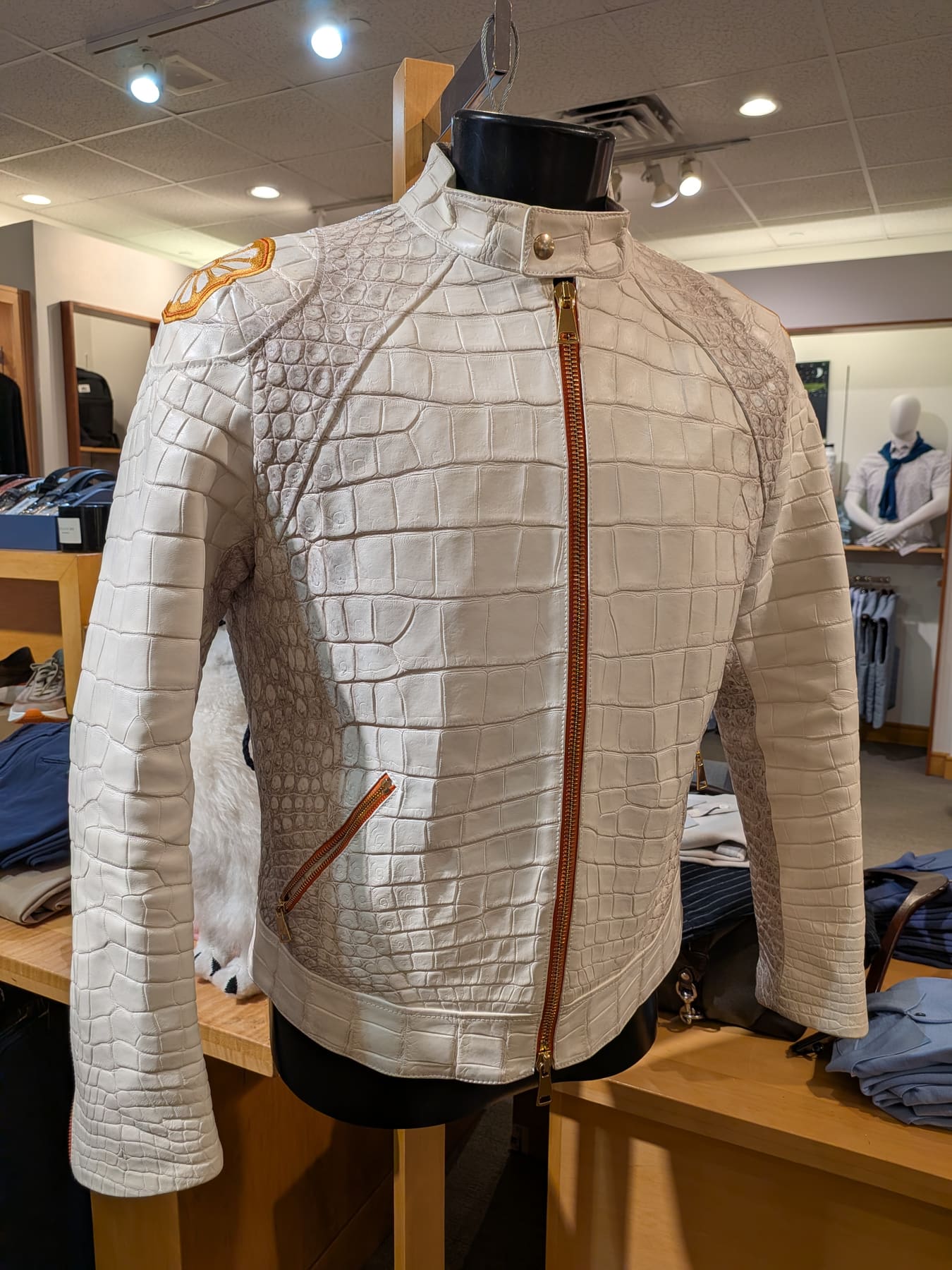 Bespoke Crocodile Jacket Detail - Italian Craftsmanship View 10